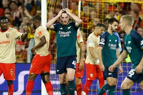 Arsenal thua sốc ở Cúp C1 châu Âu