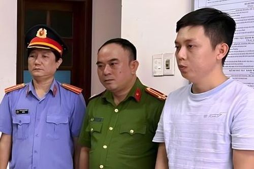 Cán bộ tín dụng chiếm đoạt gần 5 tỷ đồng bằng chiêu trò nhờ 'vay hộ'