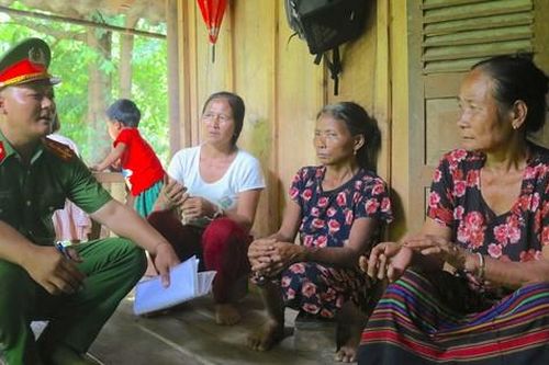 Câu lạc bộ 'Phòng chống mua bán người': Ngăn tội phạm, tuyên truyền bình đẳng giới