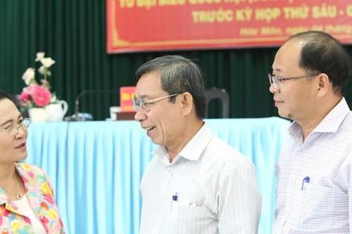 Cử tri TPHCM lo lương cán bộ cấp xã 'không đủ ăn sáng'