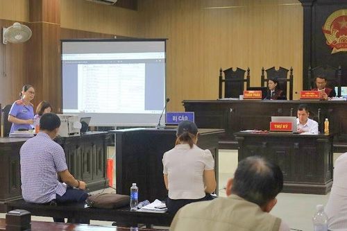 Lập hồ sơ khống để lấy tiền bồi thường giải phóng mặt bằng