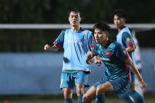 Trung vệ tuyển Việt Nam mong chờ gặp tuyển Hàn Quốc, đối đầu Son Heung Min