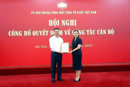 Nhà báo Trần Bảo Trung làm Phó Tổng Biên tập Tạp chí Mặt trận