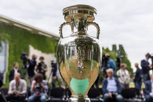 Anh và Ireland giành quyền đăng cai Giải Vô địch Bóng đá châu Âu 2028