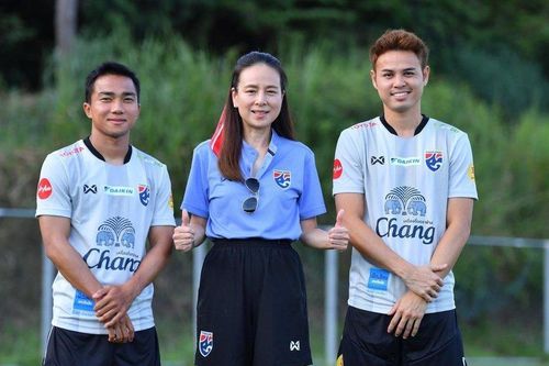 ĐT Thái Lan gạch tên Chanathip, Theerathon trong chuyến du đấu châu Âu