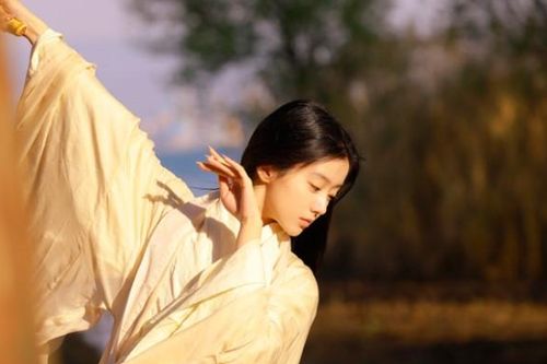 Mỹ nhân 2002 khoe mặt mộc đẹp trong veo gây sốt MXH, nhan sắc được ví với 'nữ thần dao kéo' xứ Hàn
