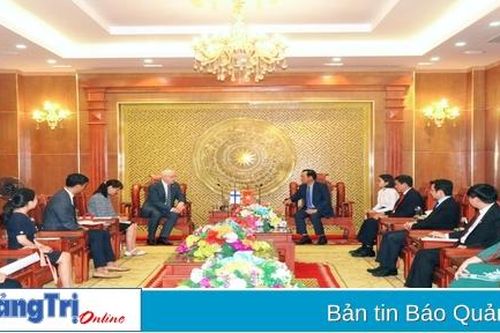 Chủ tịch UBND tỉnh Võ Văn Hưng làm việc với Đại sứ Phần Lan tại Việt Nam Keijo Norvanto