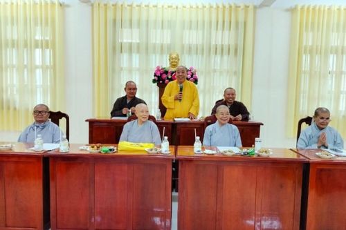 Cần Thơ: Phân ban Ni giới T.Ư thảo luận về tổ chức Đại lễ tưởng niệm Đức Thánh Tổ Ni Đại Ái Đạo