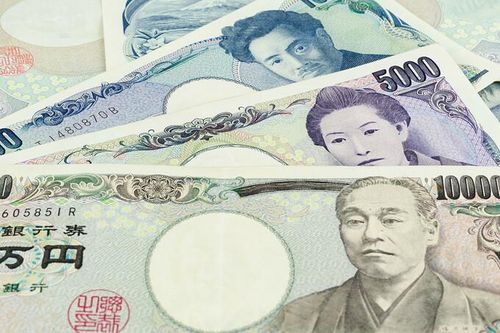 Giới chức Nhật Bản chịu sức ép vì đồng yen biến động mạnh