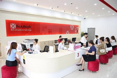 Loạt Phó Tổng Giám đốc SeABank bán ra lượng lớn cổ phiếu SSB