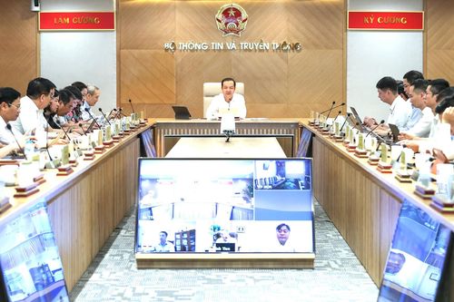 Bộ Thông tin và Truyền thông sẽ tiên phong gắn tên định danh số điện thoại