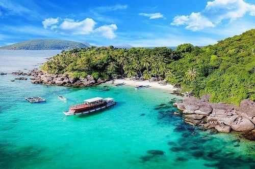 Du lịch Phú Quốc đạt hơn 12 tỷ đồng trong 9 tháng qua