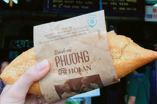Phạt 96 triệu đồng, đình chỉ hoạt động bánh mì Phượng 3 tháng