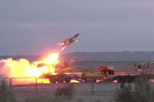 Iran: 200 UAV các loại tập trận quy mô lớn