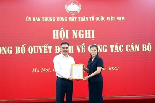 Tạp chí Mặt trận có Phó Tổng Biên tập mới