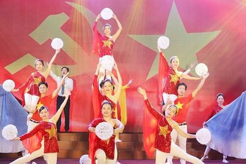 Lễ kỷ niệm Ngày Bác Hồ về thăm, chỉ đạo Đại hội Đảng bộ tỉnh Hà Bắc sẽ diễn ra vào tối 8/10