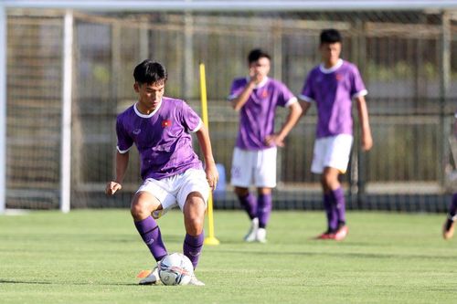 Đội tuyển U18 nỗ lực tập luyện cho giải đấu quan trọng tại Hàn Quốc