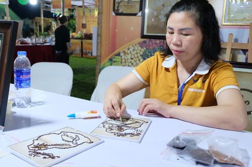 Phát triển sản phẩm OCOP tại Sóc Sơn: Hỗ trợ sát sườn cho các chủ thể