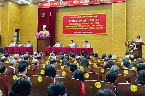 Lãnh đạo quận Đống Đa trực tiếp đối thoại nhiều vấn đề người dân quan tâm