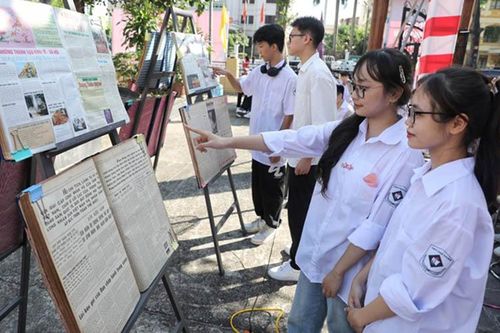 Trưng bày 2.000 tư liệu, hiện vật với chủ đề: 'Bác Hồ với Bắc Giang - Bắc Giang với Bác Hồ'
