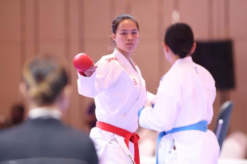 Đinh Thị Hương mang về Huy chương Đồng cho karate Việt Nam