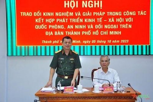 Trao đổi kinh nghiệm kết hợp phát triển kinh tế-xã hội với quốc phòng-an ninh tại TP Hồ Chí Minh