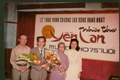 Nhà thơ Yến Lan với tình bạn, tình quê hương
