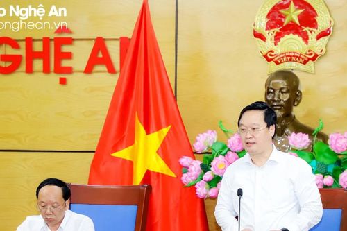 UBND tỉnh Nghệ An giao ban với Hiệp hội Doanh nghiệp tỉnh và các Hội Doanh nghiệp