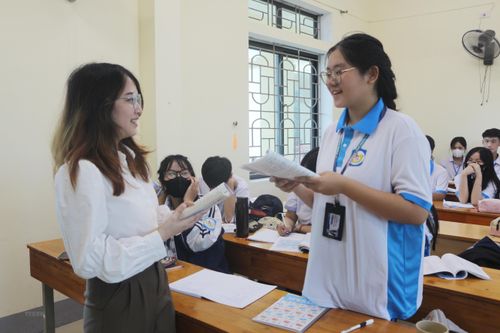 Tạo nguồn cán bộ từ sinh viên xuất sắc: Cần điều chỉnh phù hợp