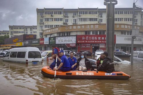Giới khoa học cảnh báo nguy cơ bão chồng bão kèm mưa lớn sẽ đến sớm hơn