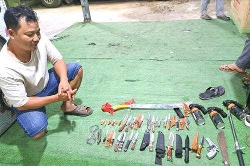 Xác minh, xử lý nhóm đối tượng tự xưng Câu lạc bộ phòng chống tội phạm, tụ tập đánh nhau