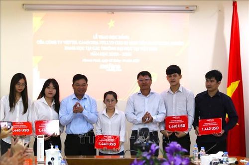 Chắp cánh ước mơ cho sinh viên Campuchia du học tại Việt Nam