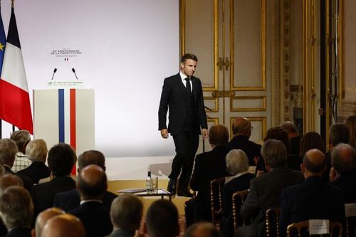 Tổng thống Pháp Macron đề xuất sửa đổi hiến pháp