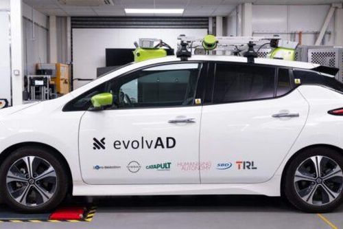 Anh triển khai dự án nghiên cứu xe tự hành EvolvAD do Nissan hậu thuẫn
