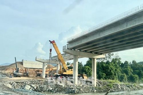 Tiến độ cao tốc Vân Phong - Nha Trang đang vượt kế hoạch