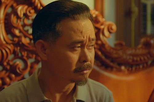 Đời thực bán phở bò, tận tụy dắt xe cho khách của ông trùm ma túy Biệt Dược Đen