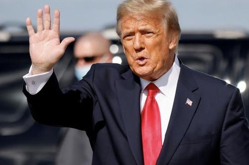 Khó khăn bủa vây, ông Trump rớt khỏi danh sách 400 người Mỹ giàu nhất