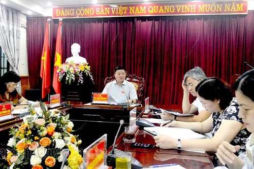 Thường trực HĐND tỉnh họp phiên thường kỳ tháng 10