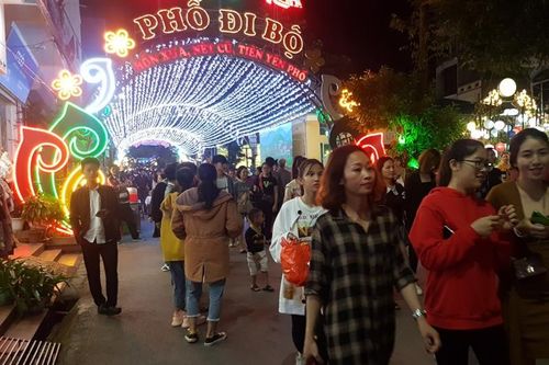 Bài 1: Phố đi bộ Tiên Yên 'Ý Đảng - Lòng dân'