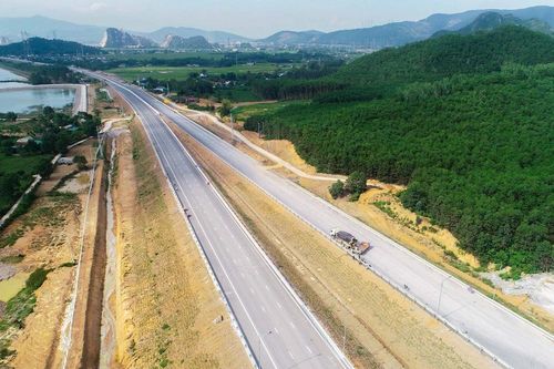 Bộ GTVT đề xuất bổ sung 8 cao tốc vào danh mục công trình trọng điểm quốc gia