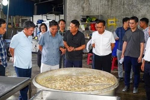 Chủ tịch UBND TP Hải Phòng phát hiện doanh nghiệp chế biến thực phẩm không bảo đảm an toàn