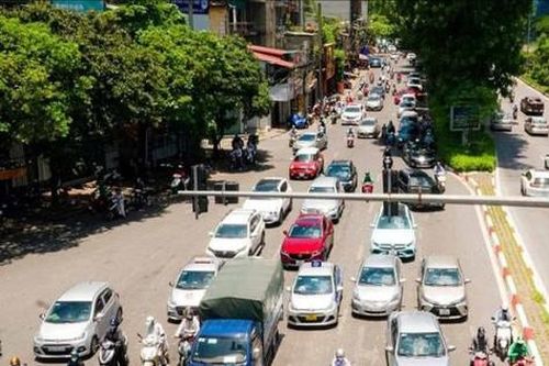 Hà Nội tiếp tục nắng nóng, nhiệt độ cao nhất có thể lên tới 36 độ C