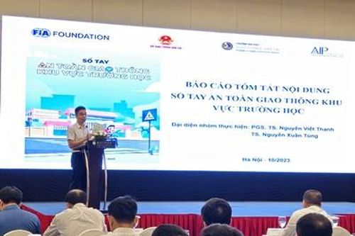 Tăng cường bảo đảm an toàn giao thông, chống ùn tắc khu vực trường học
