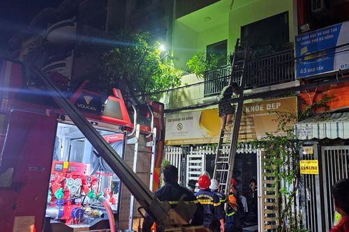 Kịp thời đưa 3 người ra ngoài an toàn trong vụ cháy nhà ở Đà Nẵng