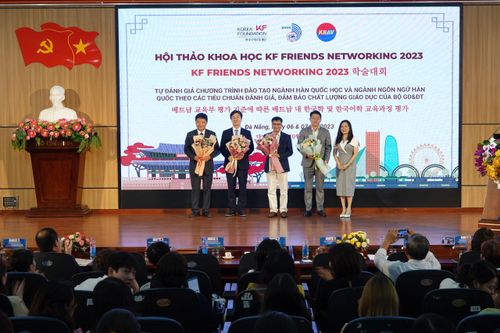 Chia sẻ kinh nghiệm kiểm định chương trình đào tạo tiếng Hàn, Hàn Quốc học