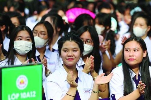 TPHCM sẽ không có quỹ lớp, quỹ trường