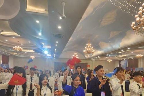 Sinh viên xứ Lạng thể hiện quyết tâm, cống hiến