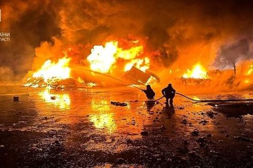 Máy bay không người lái Nga nhắm vào cảng Danube trong cuộc tấn công 'quy mô lớn'