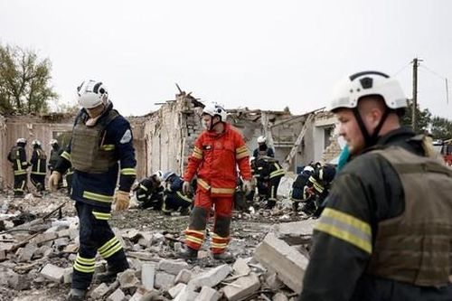 Một ngôi làng ở Ukraine trúng tên lửa, Nga khẳng định không nhắm vào mục tiêu dân sự