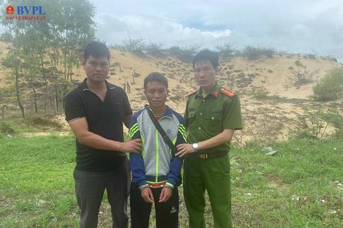 Phê chuẩn khởi tố đối tượng dùng dao đâm vợ tại Tòa án
